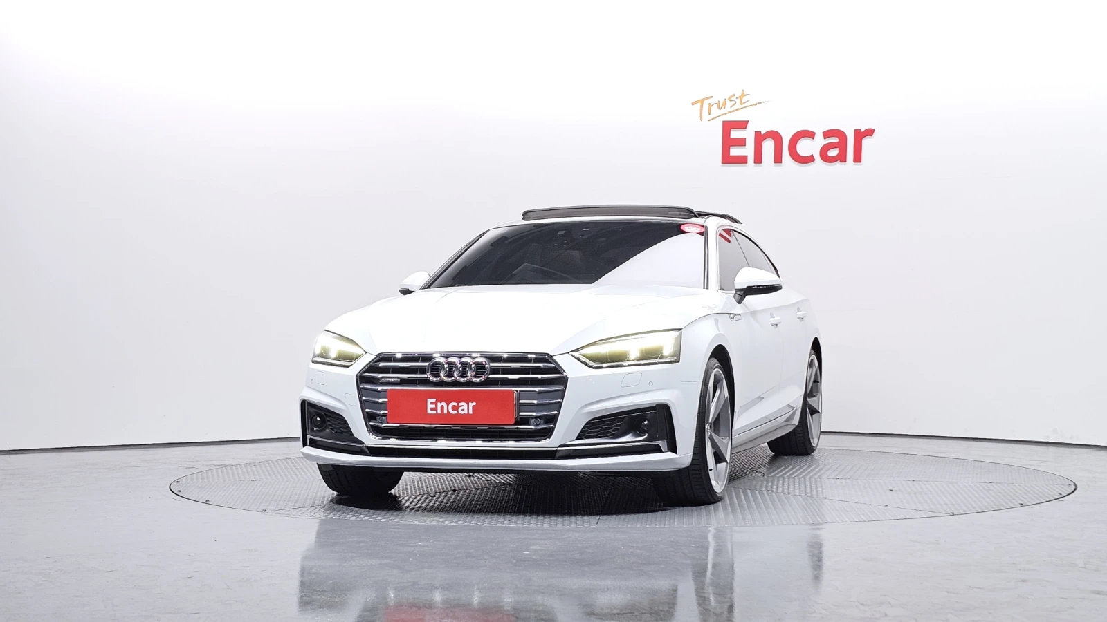 Audi A5 DISTRONIK* HEAD-UP* DIGITAL* 2 КЛЮЧА* КРАЙНА ЦЕНА, снимка 2 - Автомобили и джипове - 54701068