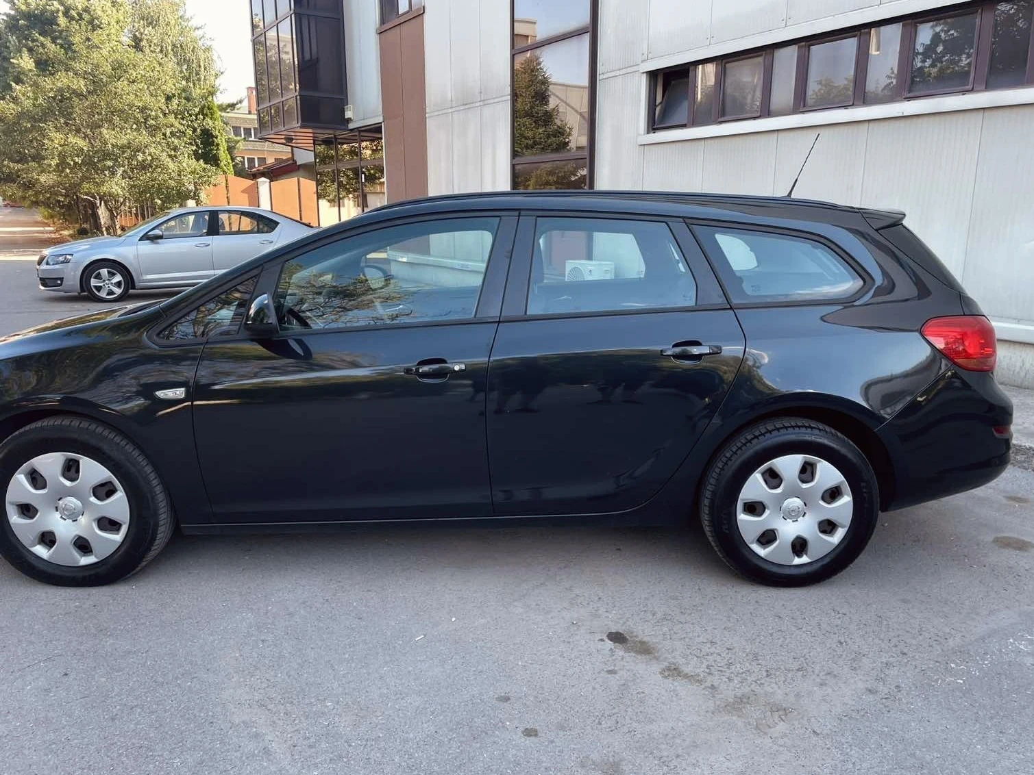 Opel Astra 1.7 CDTI, снимка 8 - Автомобили и джипове - 55293609