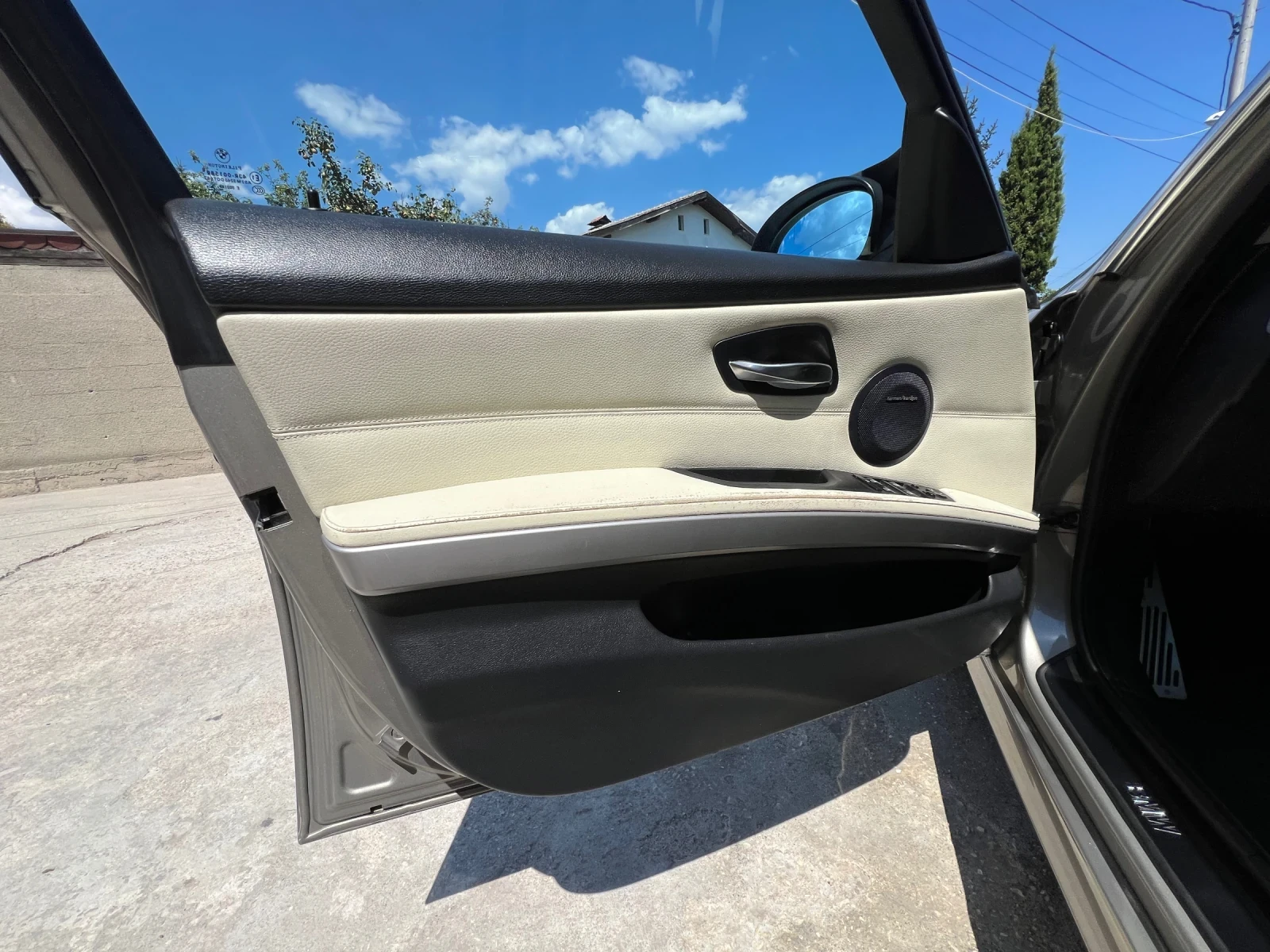 BMW 330 330 xi, снимка 14 - Автомобили и джипове - 55568300