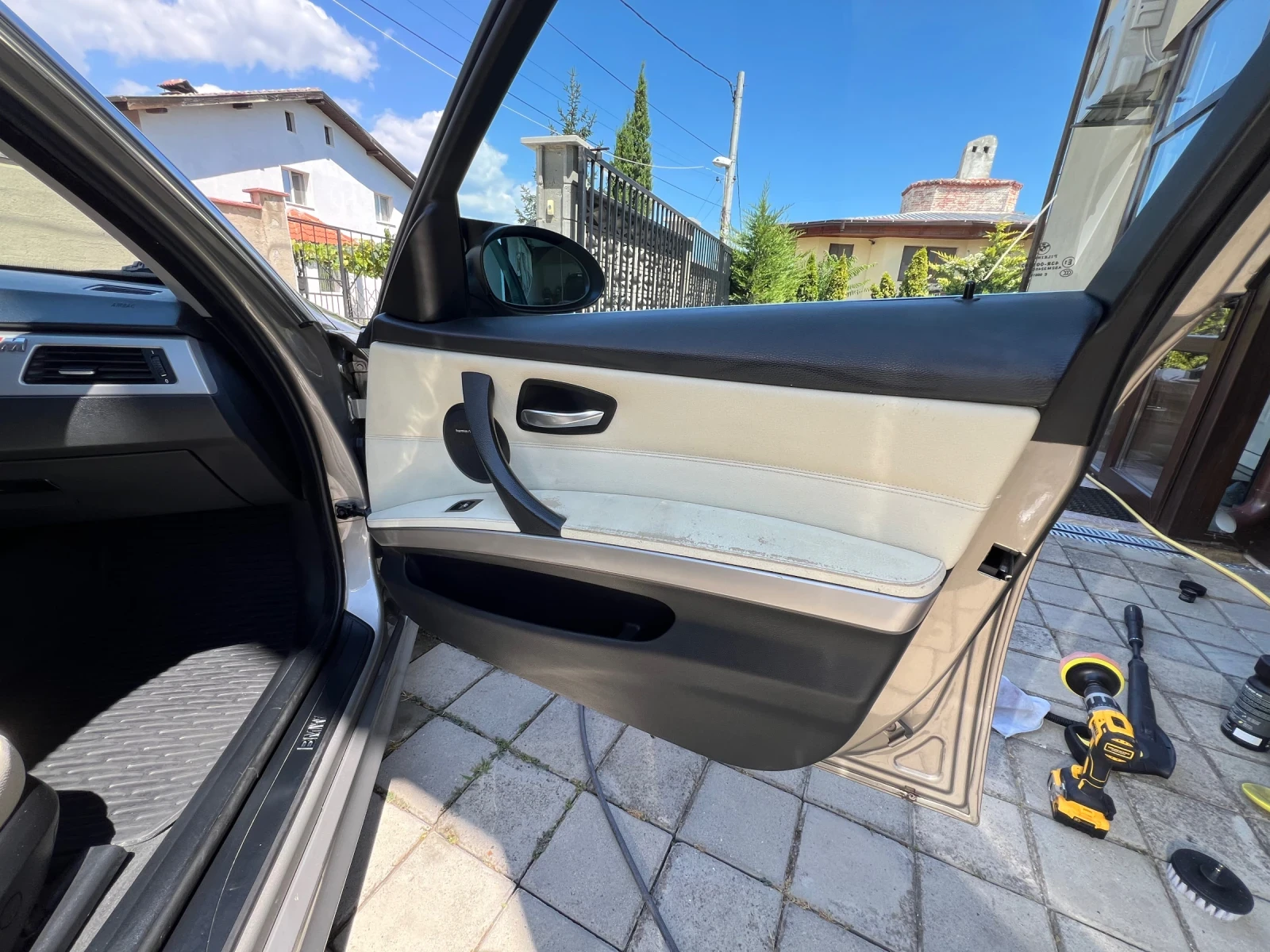 BMW 330 330 xi, снимка 13 - Автомобили и джипове - 55568300