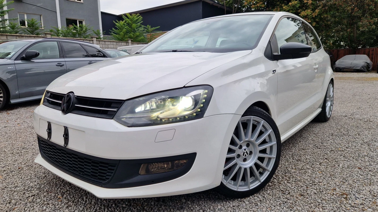 VW Polo 1.6 TDI.105 kc.R-LINE-HIGHLINE