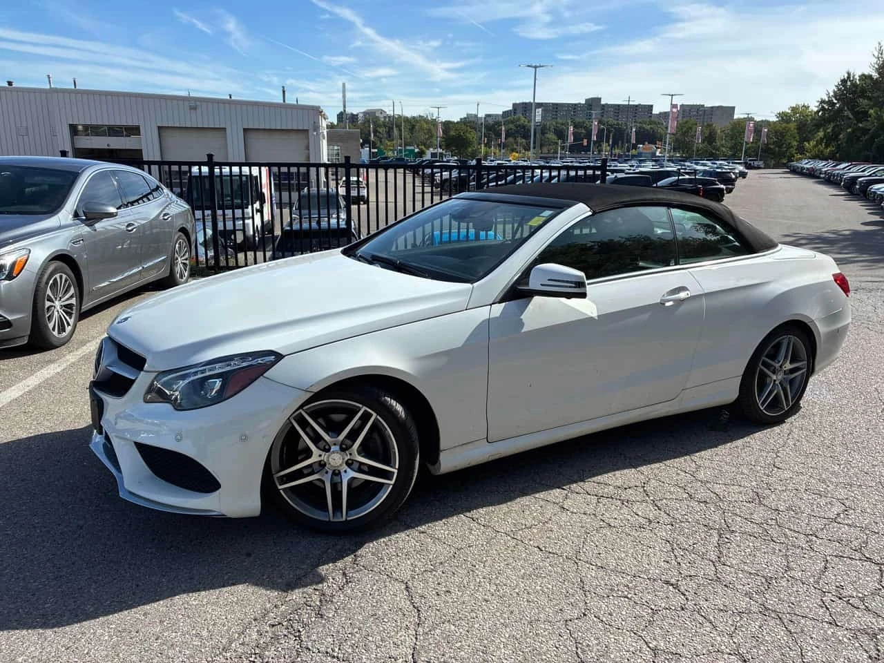 Mercedes-Benz E 400 * CARFAX * , снимка 2 - Автомобили и джипове - 56185600