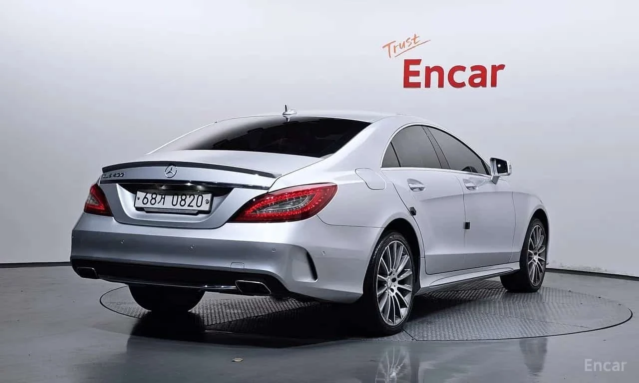 Mercedes-Benz CLS 400 AMG * ОБДУХВАНЕ * ПАНОРАМА * 360 * , снимка 2 - Автомобили и джипове - 56186093