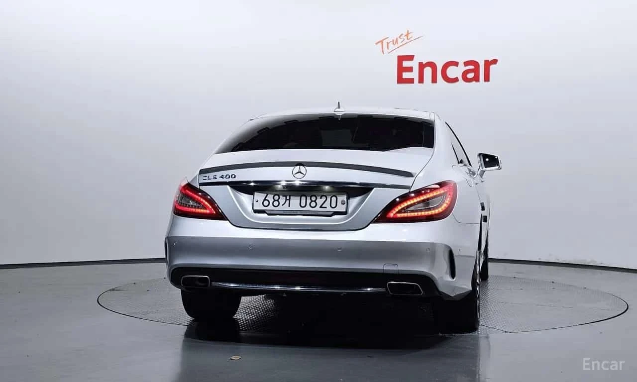 Mercedes-Benz CLS 400 AMG * ОБДУХВАНЕ * ПАНОРАМА * 360 * , снимка 4 - Автомобили и джипове - 56186093