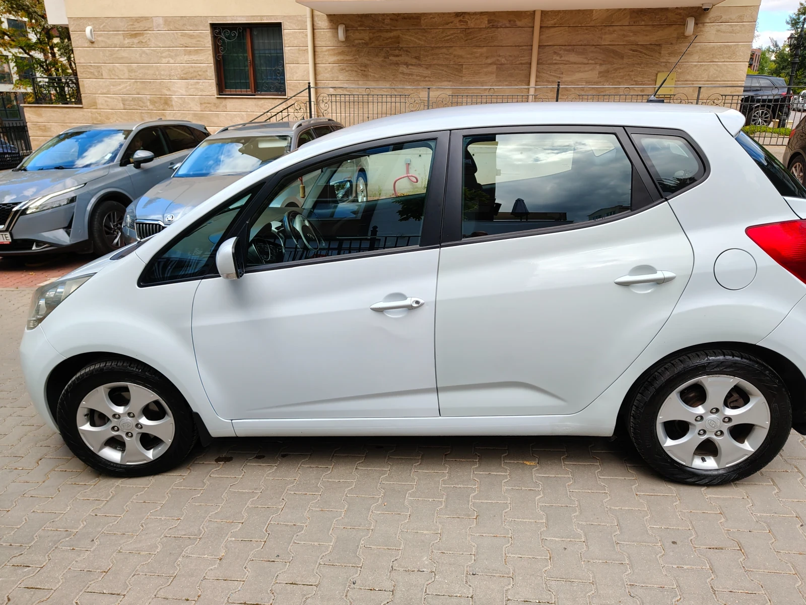 Kia Venga, снимка 4 - Автомобили и джипове - 56250480