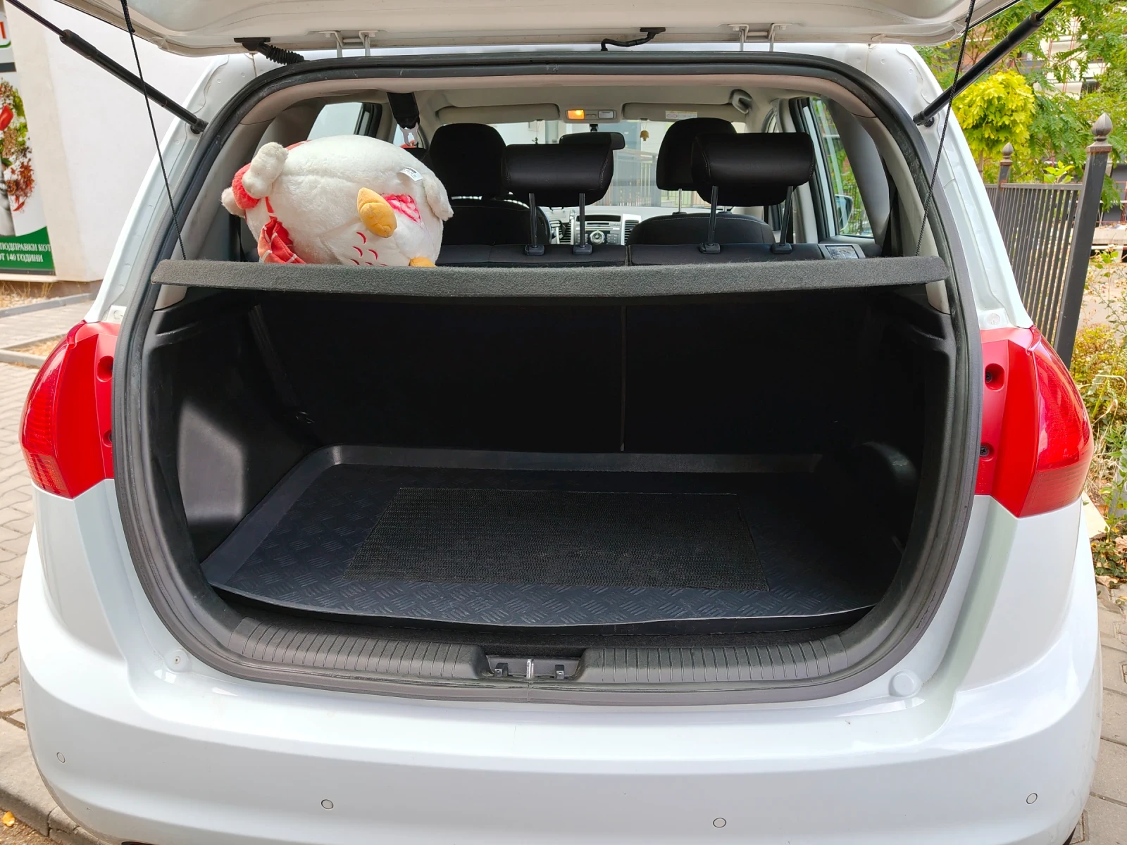Kia Venga, снимка 6 - Автомобили и джипове - 56250480