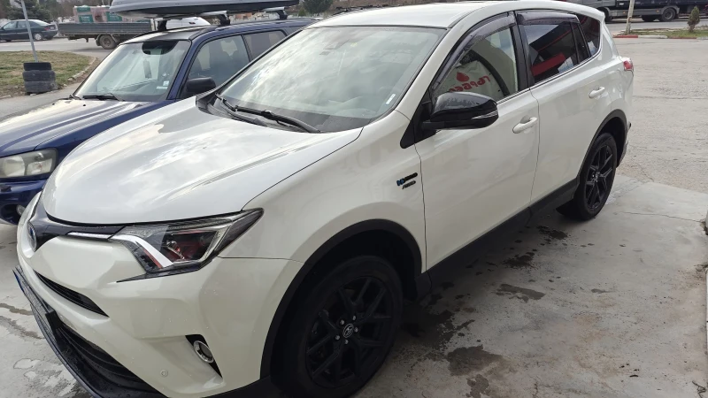 Toyota Rav4 Hybrid, снимка 8 - Автомобили и джипове - 49493788