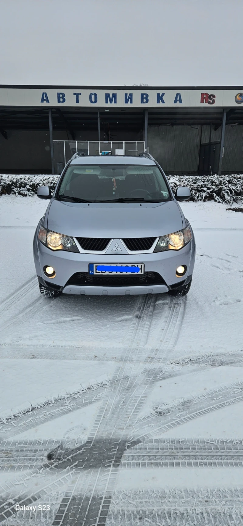 Mitsubishi Outlander, снимка 6 - Автомобили и джипове - 53030840