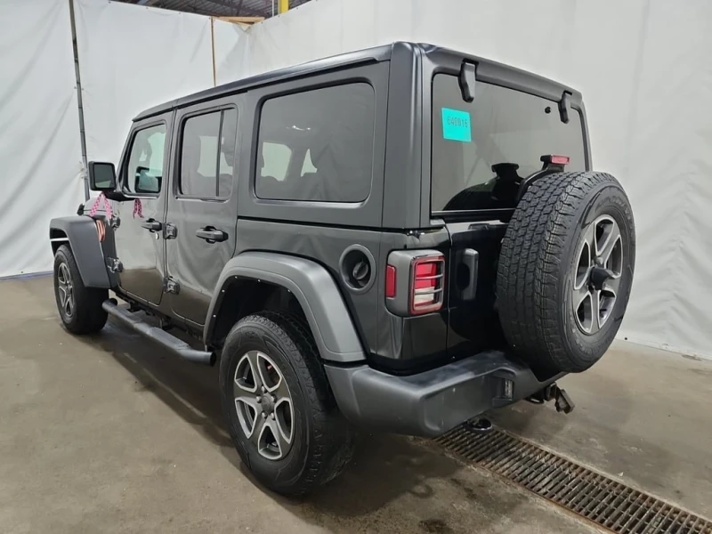 Jeep Wrangler * UNLIMITED SPORT * CARFAX * ЦЕНА ДО БГ, снимка 6 - Автомобили и джипове - 53332192