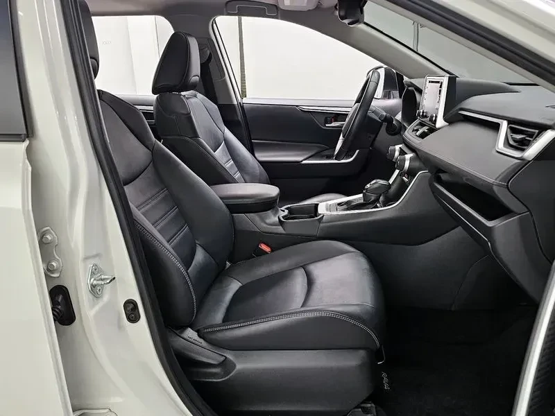 Toyota Rav4 2.5* 2WD* Camera* Navi* , снимка 10 - Автомобили и джипове - 55058848