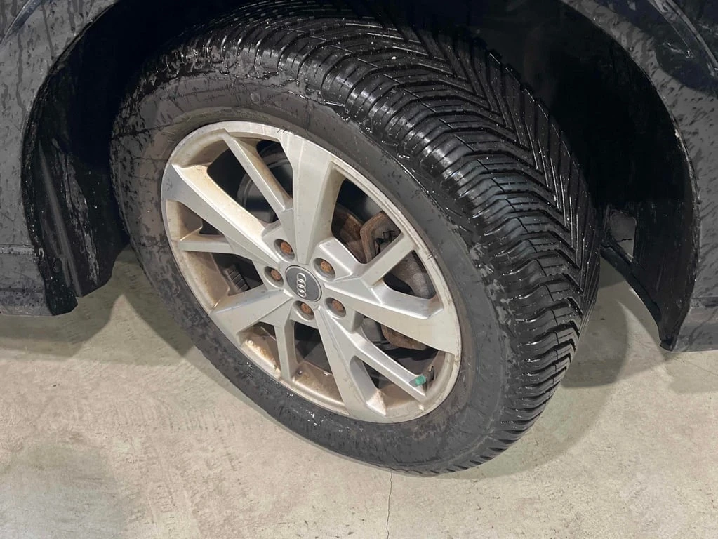 Audi Q3 * Komfort * CARFAX * БЕЗ ПЪРВОНАЧАЛНА ВНОСКА - изображение 7