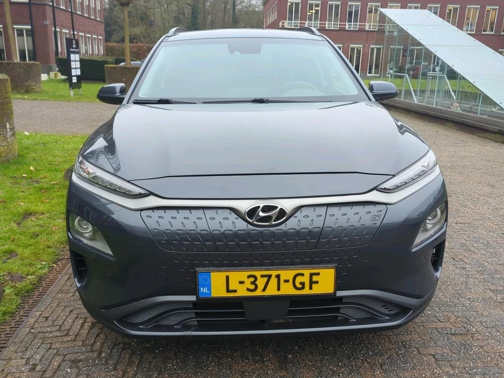 Hyundai Kona 64KWh/PREMIUM/SOH100%/BLUELINK/����������/80000KM | Mobile.bg � ����������� 5
