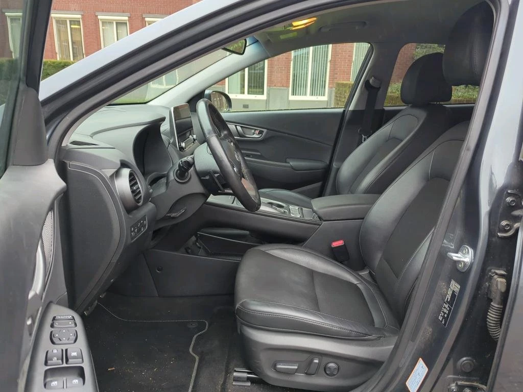 Hyundai Kona 64KWh/PREMIUM/SOH100%/BLUELINK/����������/80000KM | Mobile.bg � ����������� 8