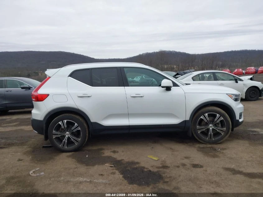 Volvo XC40 T5 INSCRIPTION * CARFAX*  | Mobile.bg � ����������� 13