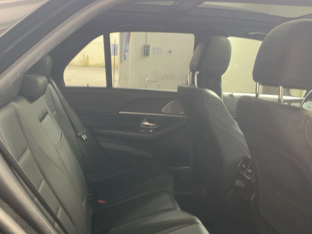 Mercedes-Benz GLE 400 d 4M AMG Multibeam Burmester Night Package 360, снимка 11 - Автомобили и джипове - 53785860