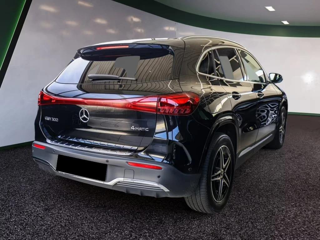 Mercedes-Benz EQA 300 4-MATIC AMG CAMERA LED, снимка 2 - Автомобили и джипове - 54057862