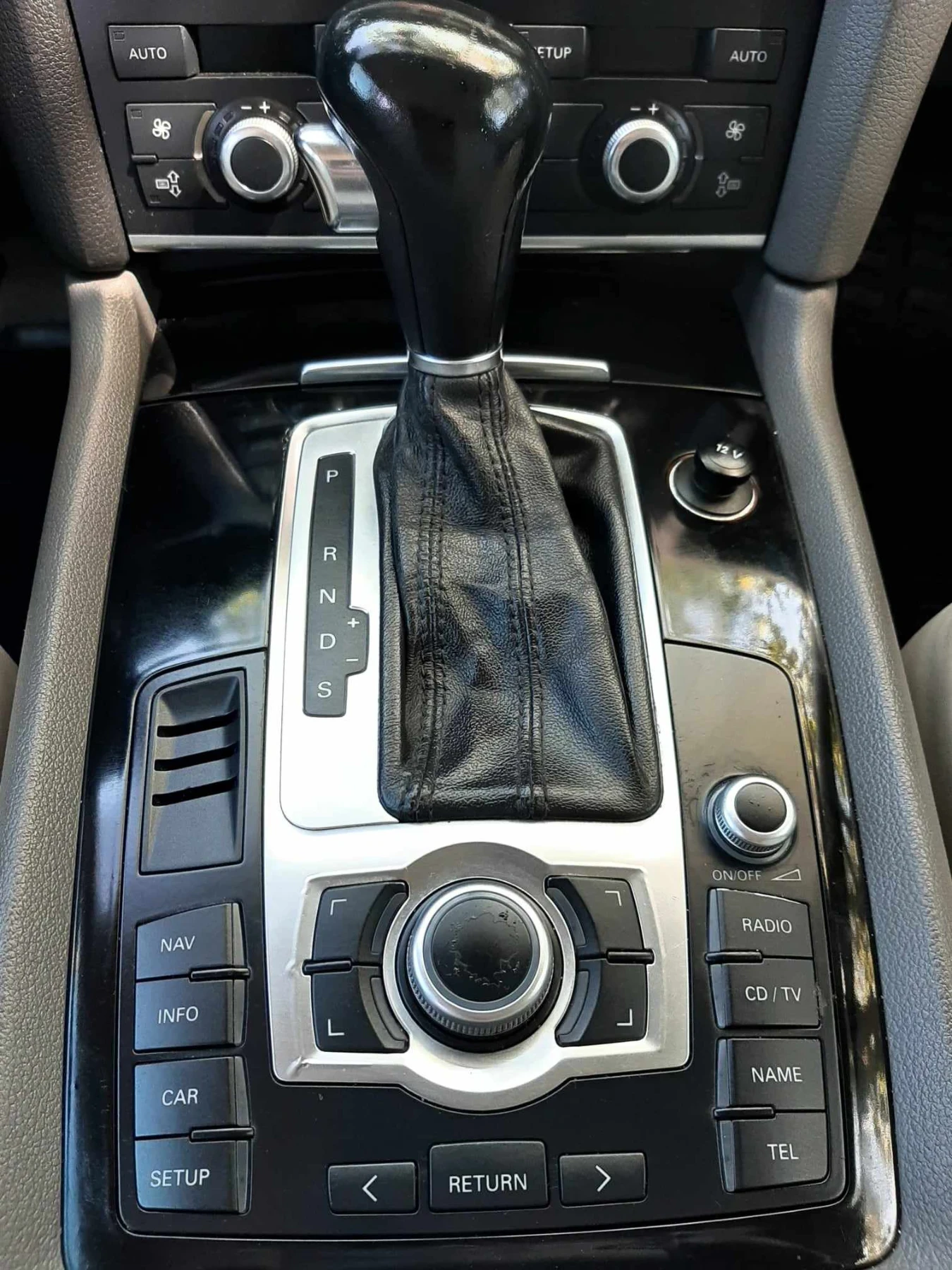 Audi Q7 3.0TDI-233HP , снимка 7 - Автомобили и джипове - 54196537