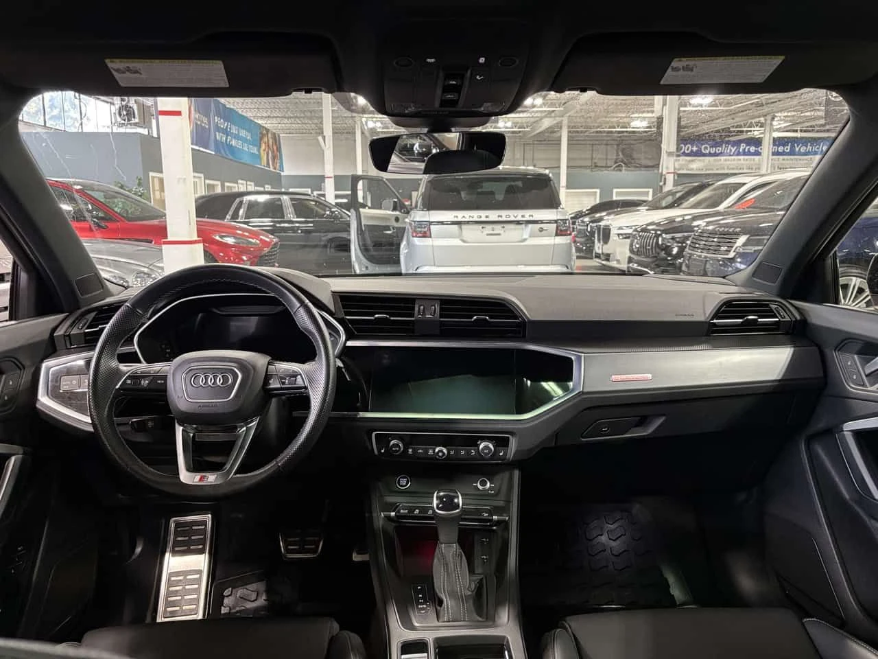 Audi Q3 * Technik| QUATTRO| S LINE| NAV| SONOSAUDIO| AMBIE, снимка 12 - Автомобили и джипове - 54795834