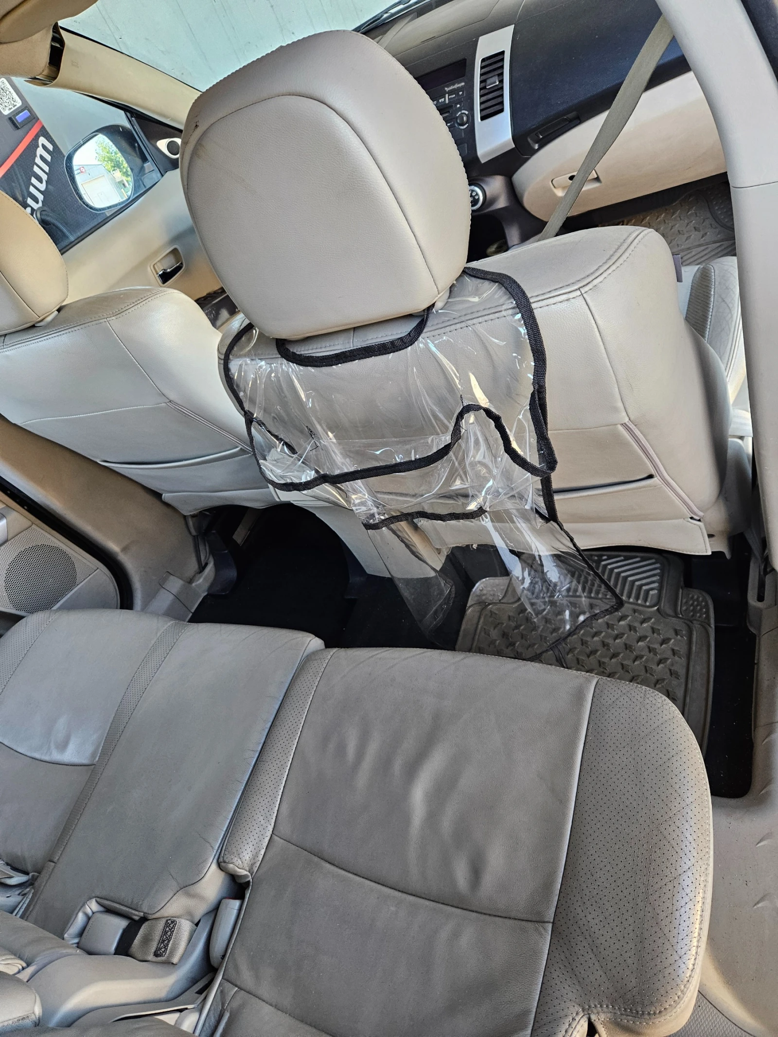 Mitsubishi Outlander ., снимка 12 - Автомобили и джипове - 54903524