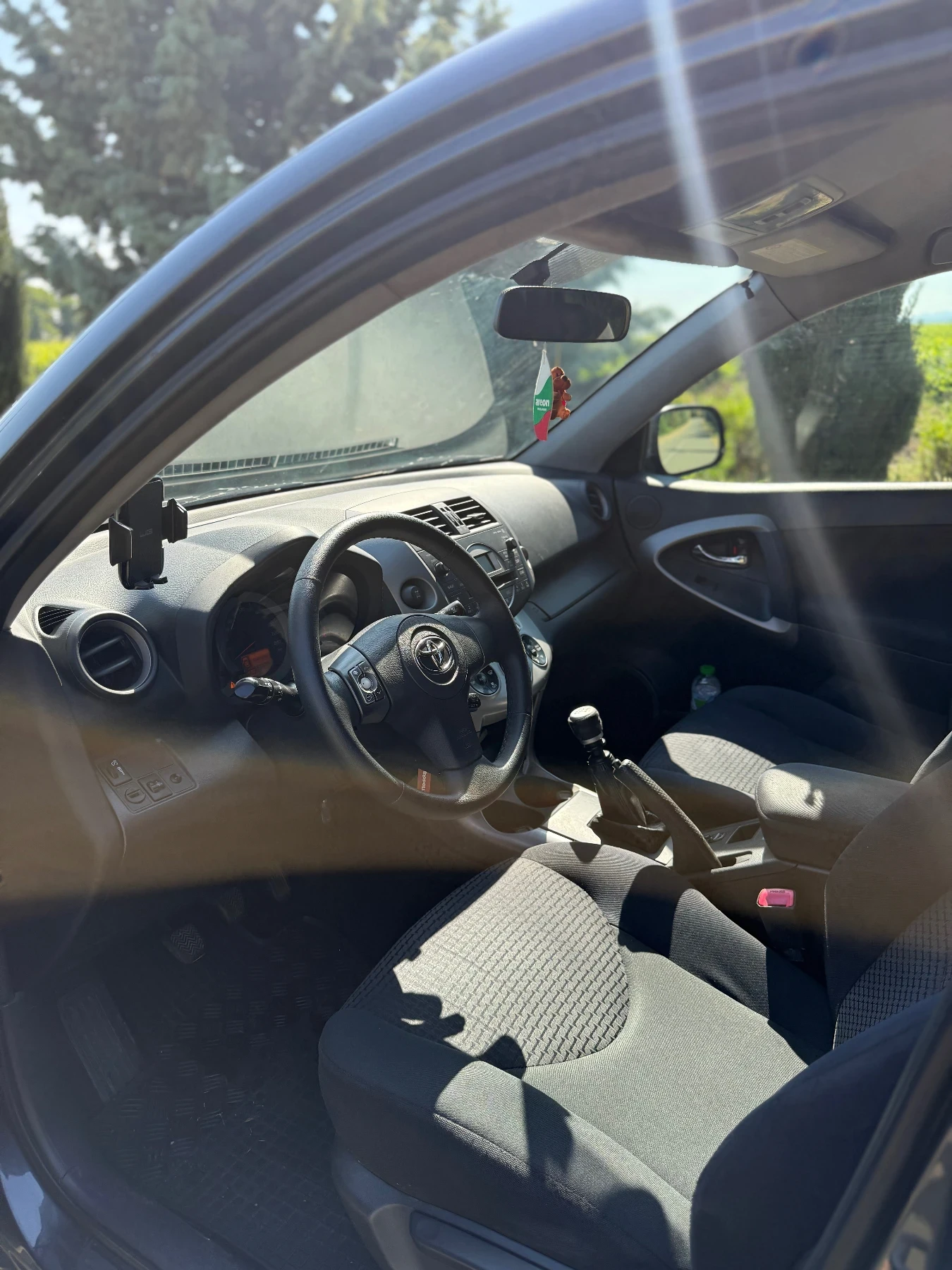 Toyota Rav4 2.2 , снимка 4 - Автомобили и джипове - 55103850