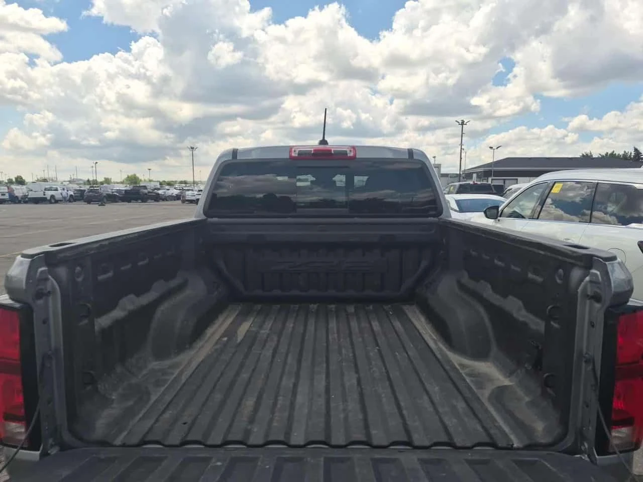 Chevrolet Colorado * 4WD ZR2 * АВТОКРЕДИТ БЕЗ ПЪРВОНАЧАЛНА ВНОСКА* , снимка 17 - Автомобили и джипове - 55282079