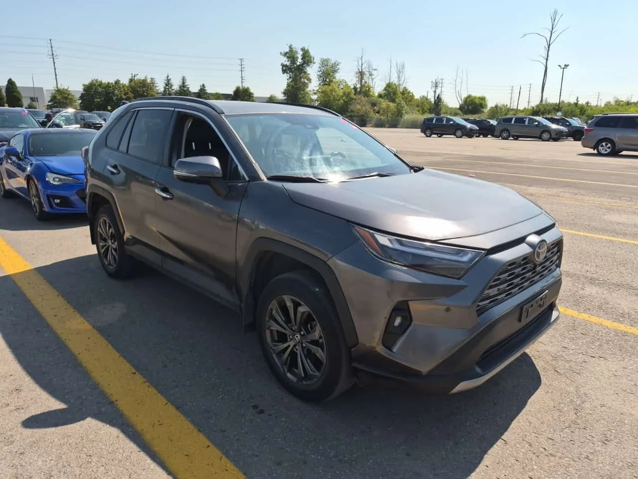 Toyota Rav4 * HYBRID LIMITED * АВТОКРЕДИТ* , снимка 2 - Автомобили и джипове - 55606645