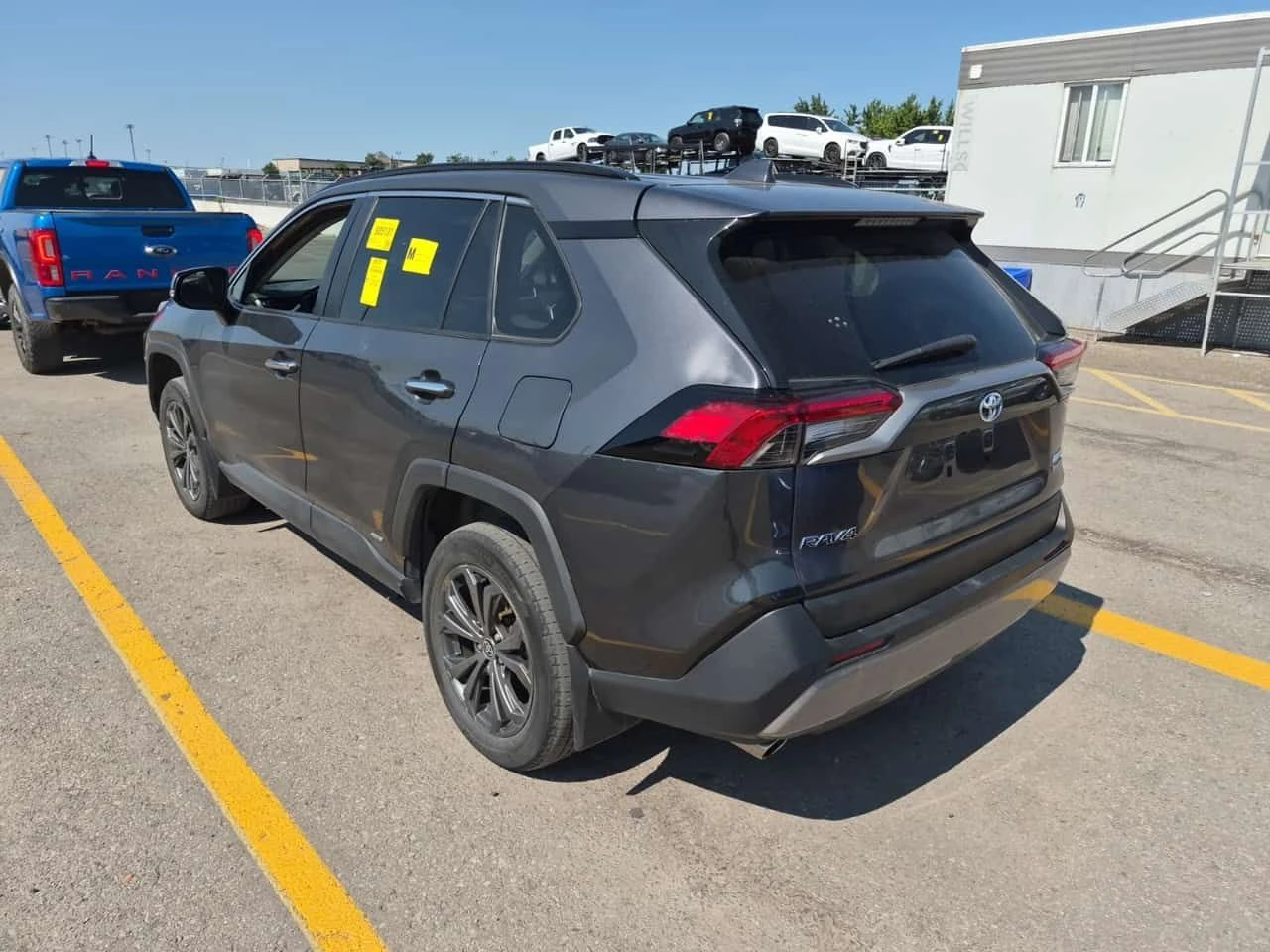 Toyota Rav4 * HYBRID LIMITED * АВТОКРЕДИТ* , снимка 4 - Автомобили и джипове - 55606645