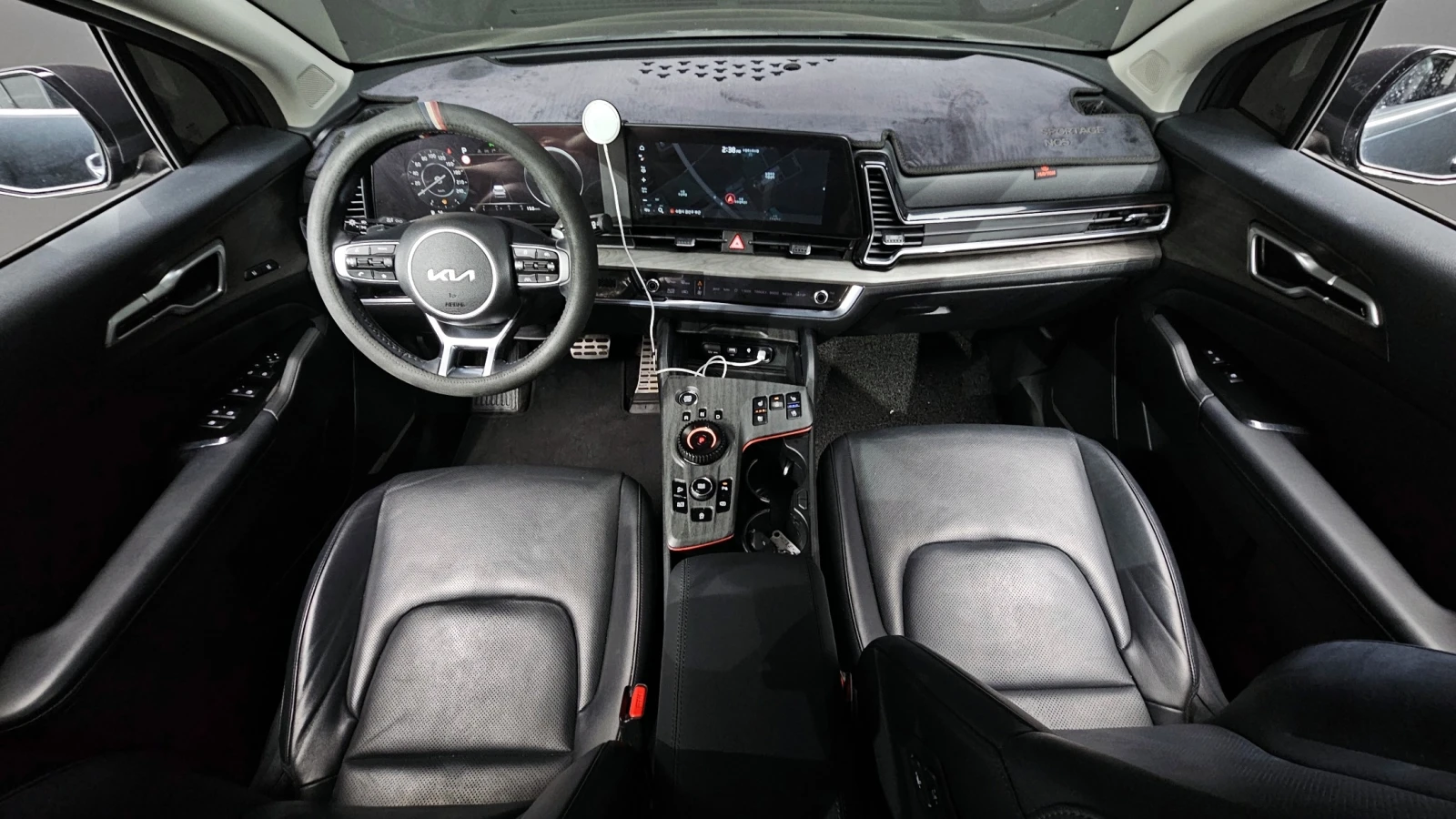Kia Sportage 1.6 T-GDI Signature, снимка 5 - Автомобили и джипове - 55610637
