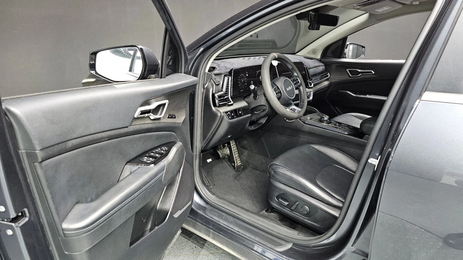 Kia Sportage 1.6 T-GDI Signature, снимка 8 - Автомобили и джипове - 55610637
