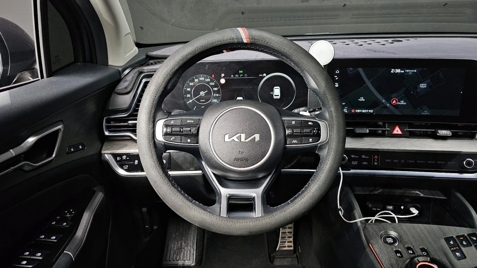 Kia Sportage 1.6 T-GDI Signature, снимка 11 - Автомобили и джипове - 55610637