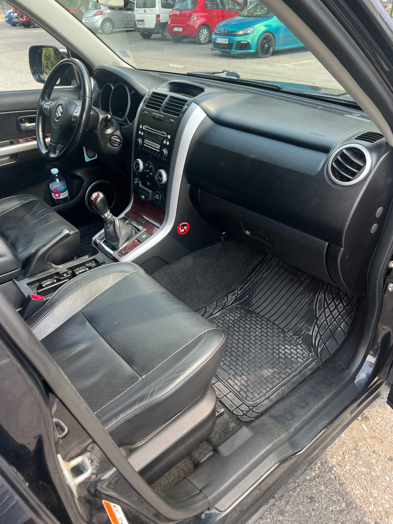 Suzuki Grand vitara 2.0i, снимка 7 - Автомобили и джипове - 55788330