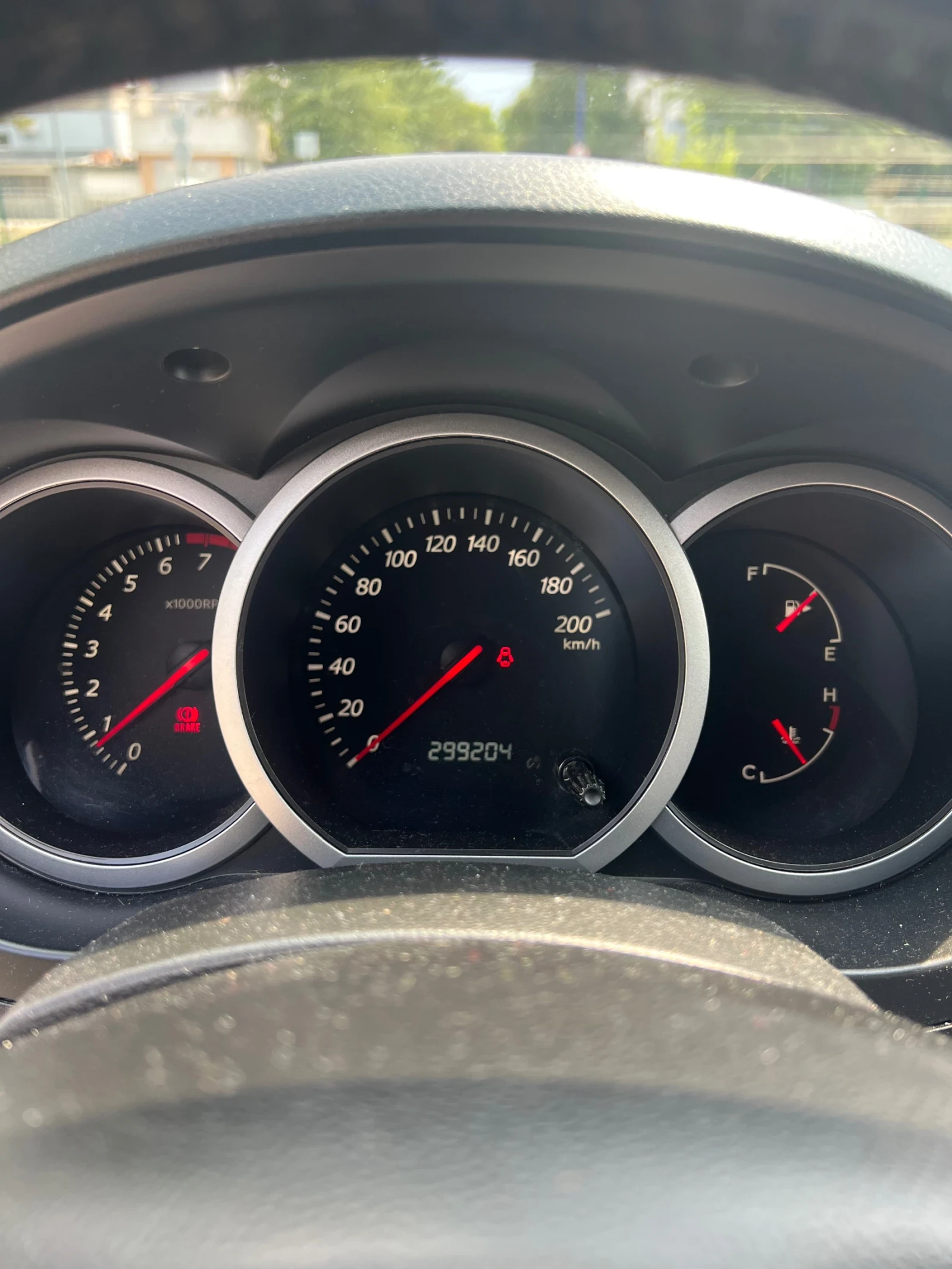 Suzuki Grand vitara 2.0i, снимка 10 - Автомобили и джипове - 55788330