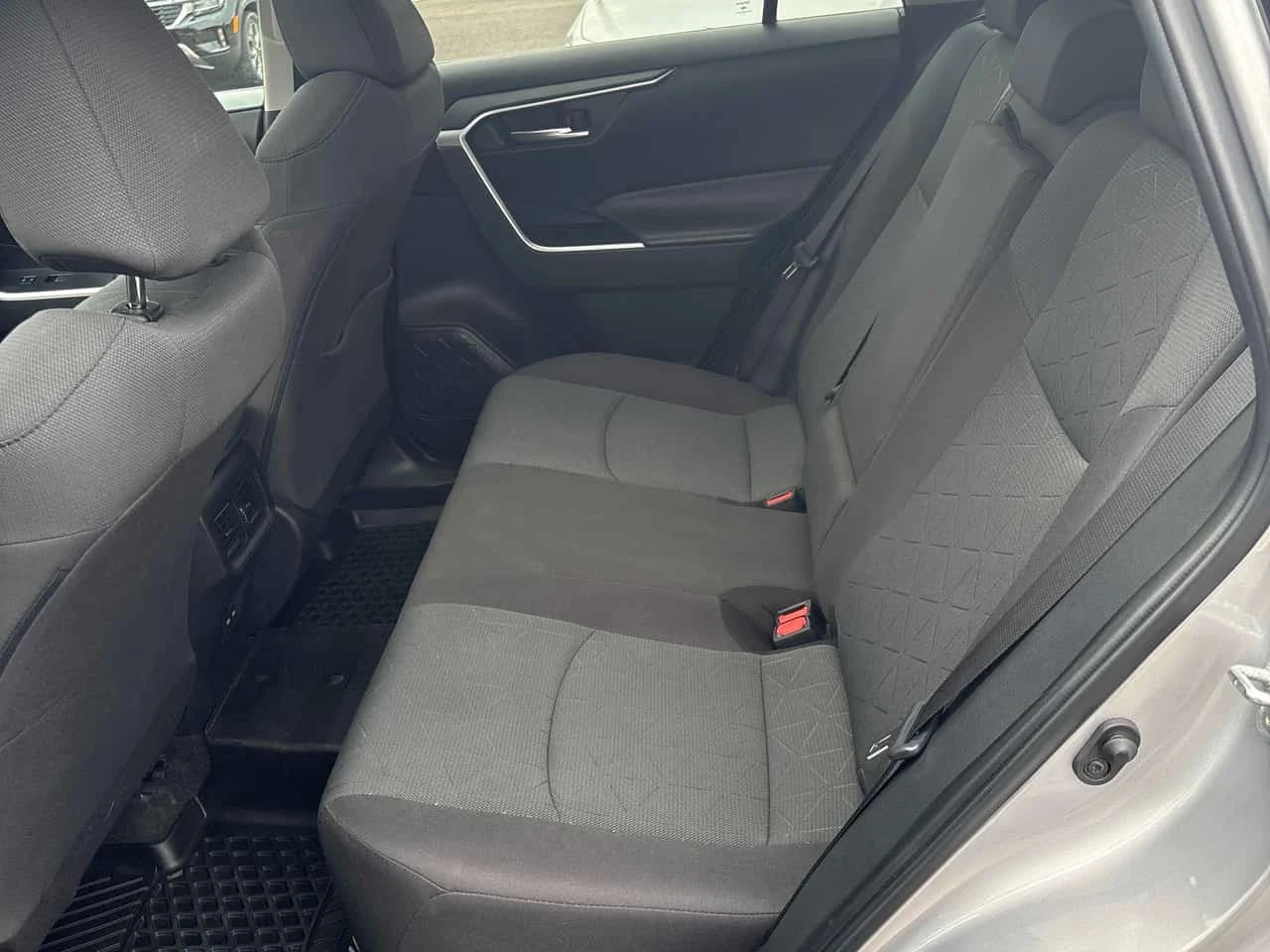 Toyota Rav4 * XLE * CARFAX * ����� �� ����������� | Mobile.bg � ����������� 12