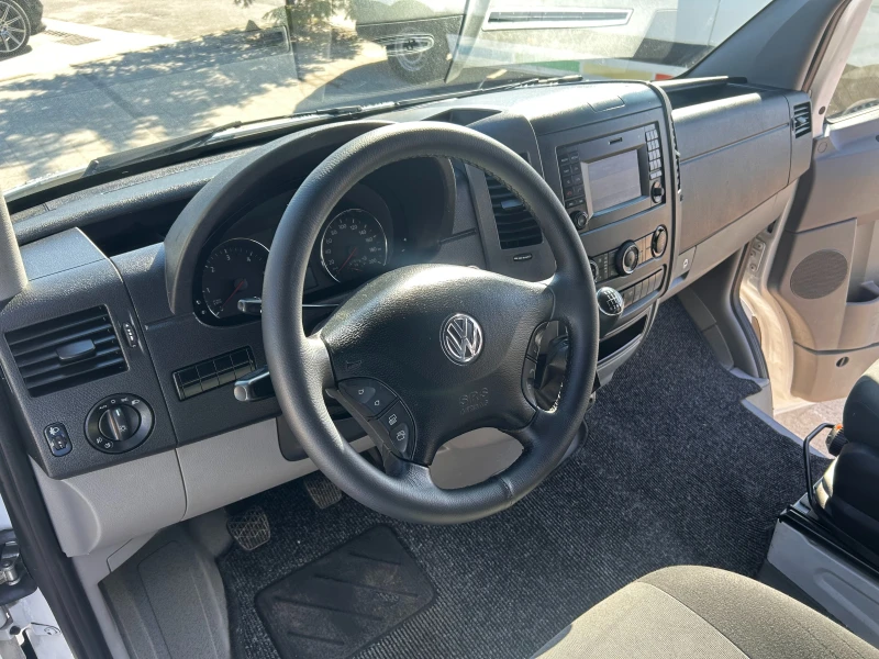 VW Crafter 2.0TDI Maxi Клима , снимка 12 - Бусове и автобуси - 49100309