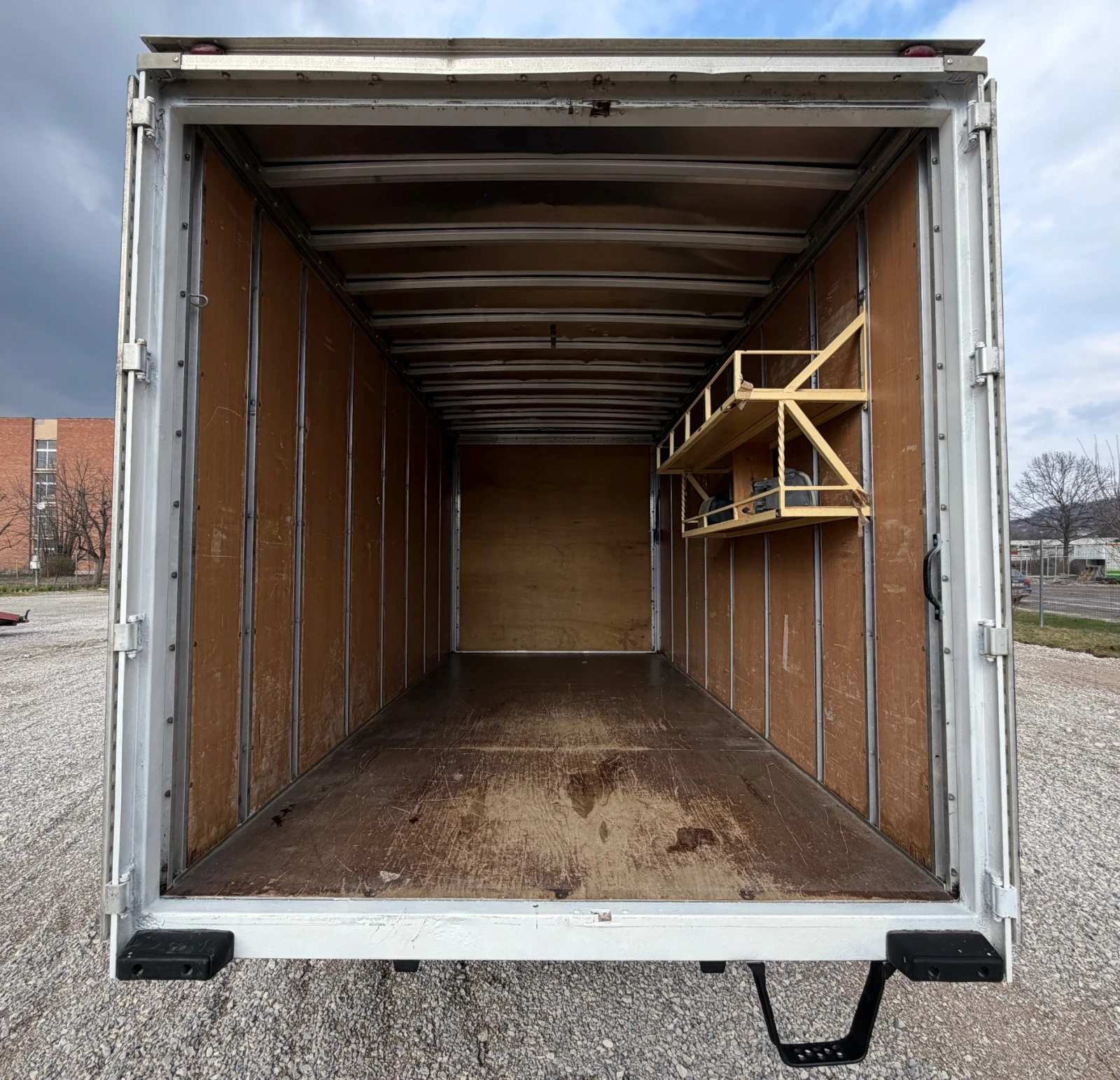 Ford Transit 2.4TD 125к.с * КЛИМАТИК* * ИТАЛИЯ* * ДВОЙНА ГУМА* , снимка 9 - Бусове и автобуси - 53965751