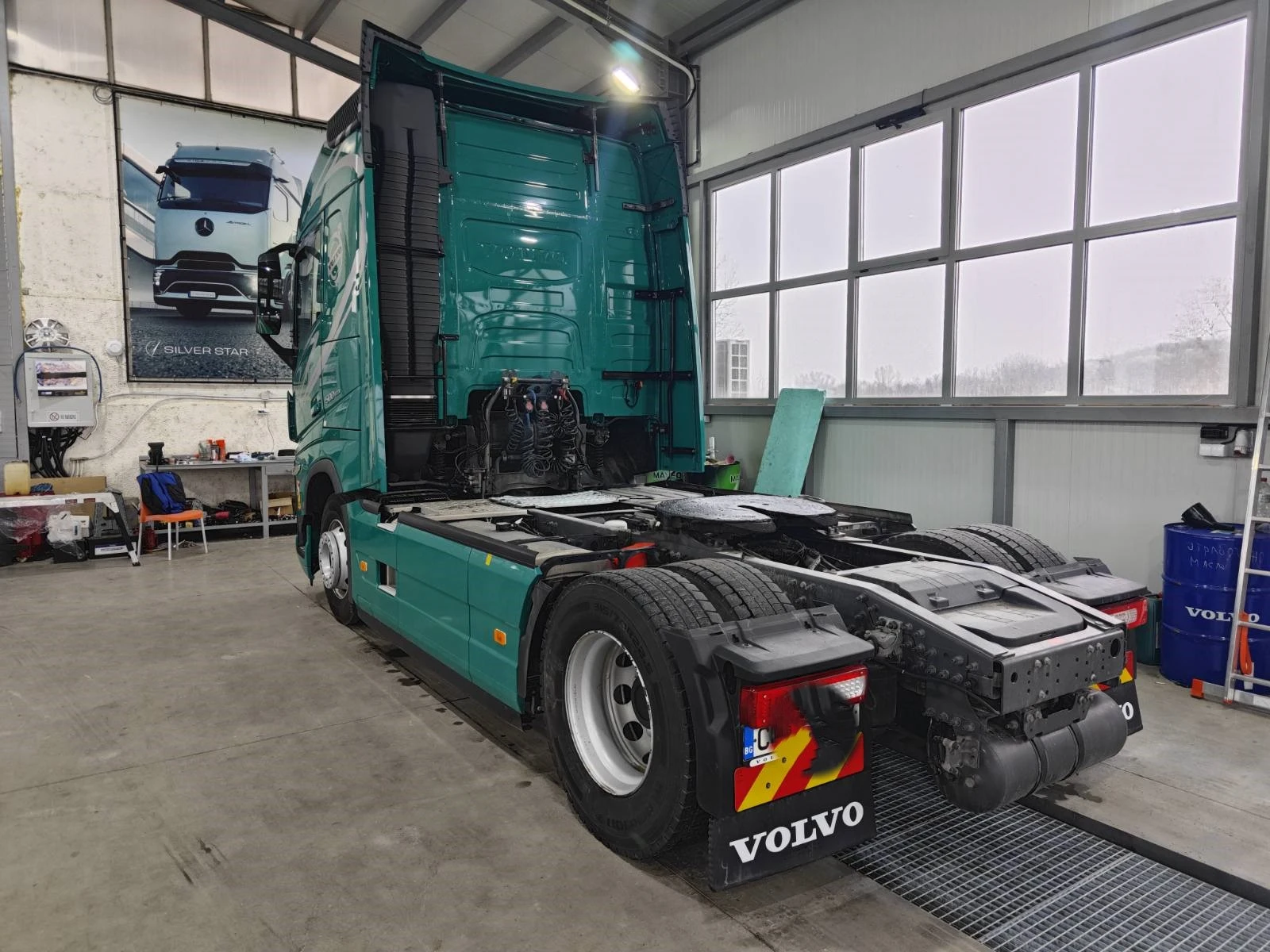 Volvo Fh, снимка 8 - Камиони - 53331140