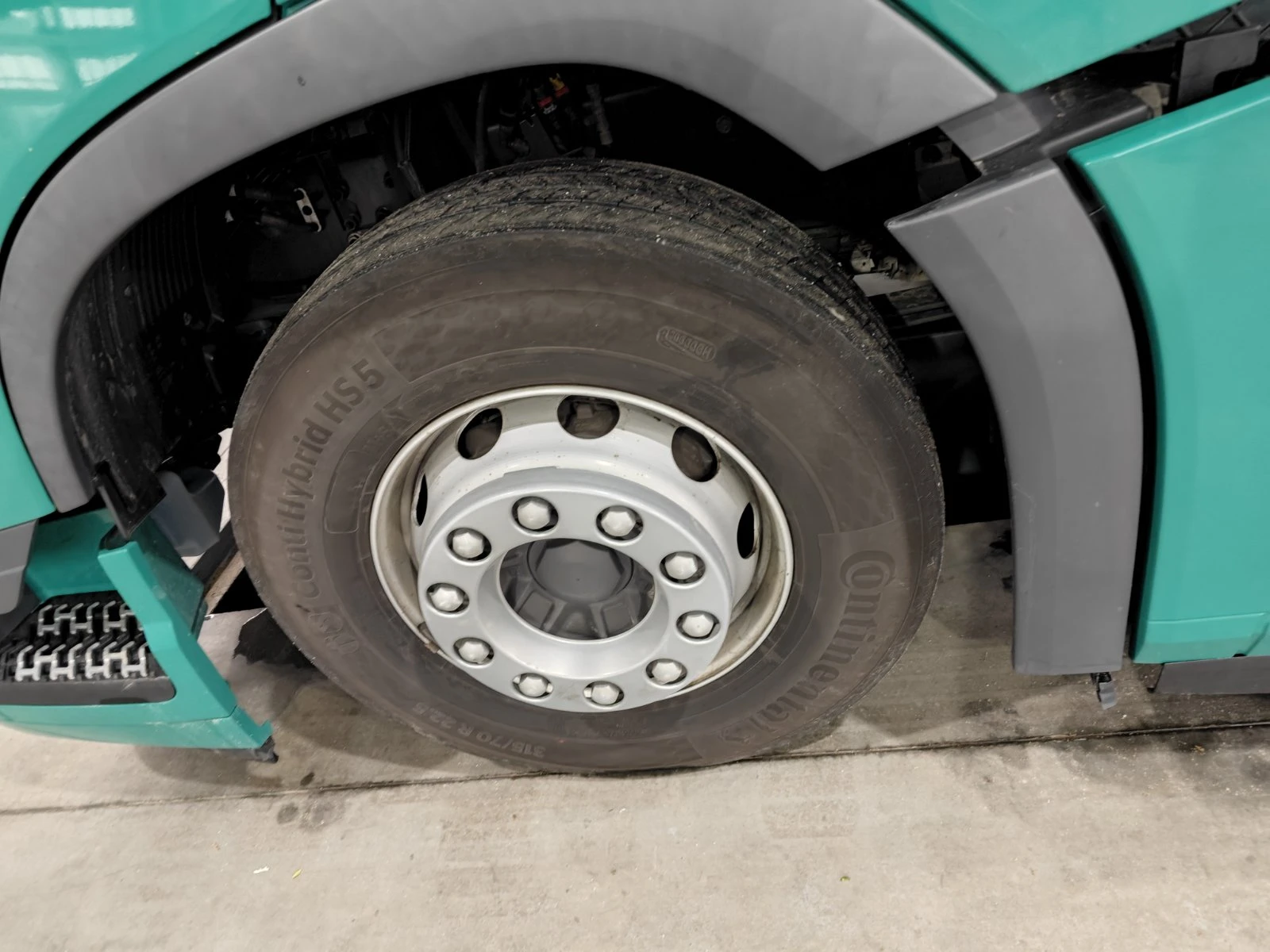 Volvo Fh, снимка 7 - Камиони - 53331140