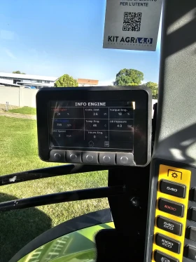 Трактор Claas ARION 610, снимка 11
