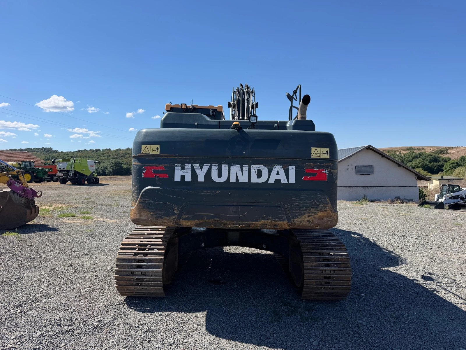 Багер Hyundai HX 210 AL САМО 2500 МОТО ЧАСА С 3 КОФИ ЛИЗИНГ, снимка 6 - Индустриална техника - 55593083
