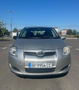 Toyota Auris, снимка 1