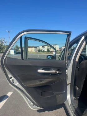 Toyota Auris, снимка 9
