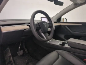 Tesla Model Y Dual motor Long range 24000km Панорама в Гаранция, снимка 15