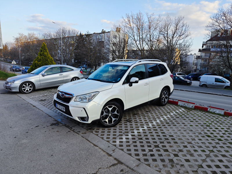 Subaru Forester 2.0 ХТ , снимка 4 - Автомобили и джипове - 46745832