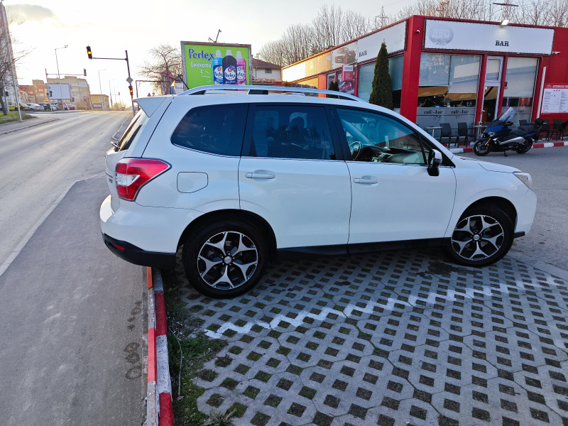 Subaru Forester 2.0 ХТ , снимка 2 - Автомобили и джипове - 46745832