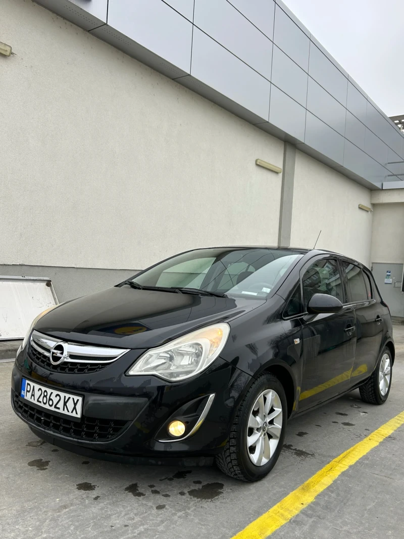 Opel Corsa, снимка 2 - Автомобили и джипове - 48345788