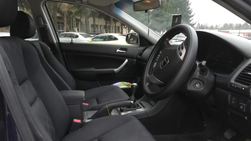 Honda Accord, снимка 4 - Автомобили и джипове - 52382120