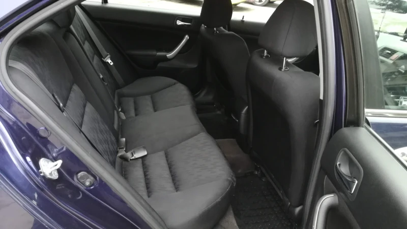 Honda Accord, снимка 5 - Автомобили и джипове - 52382120