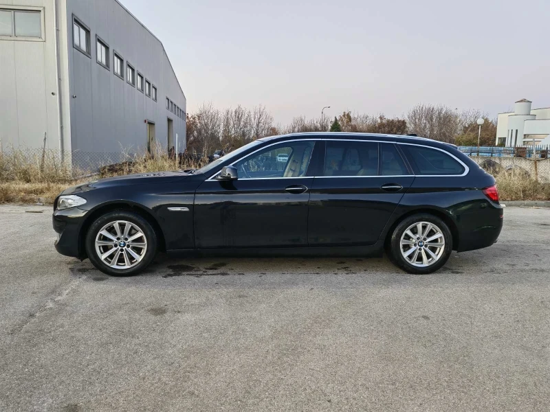 BMW 520 Комби, снимка 2 - Автомобили и джипове - 52831254