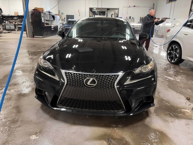Lexus IS 250 * 4dr Sdn AWD * CARFAX * БЕЗ ПЪРВОНАЧАЛНА ВНОСКА, снимка 6 - Автомобили и джипове - 52885965