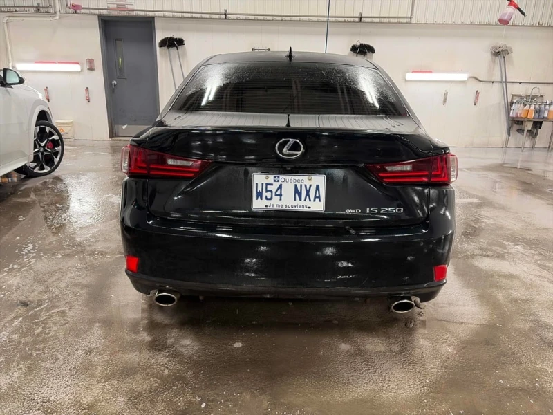 Lexus IS 250 * 4dr Sdn AWD * CARFAX * БЕЗ ПЪРВОНАЧАЛНА ВНОСКА, снимка 4 - Автомобили и джипове - 52885965